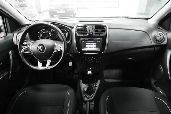 Renault Logan Stepway Drive, 2020 года, пробег 82719 км