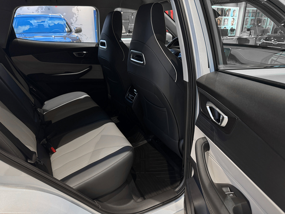 Chery Tiggo 4 Ultra, серебряный