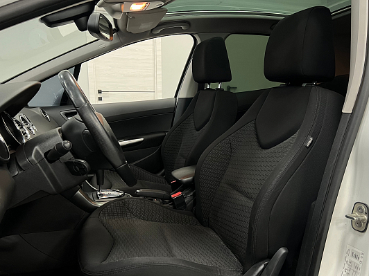Peugeot 308 Allure, 2012 года, пробег 130000 км