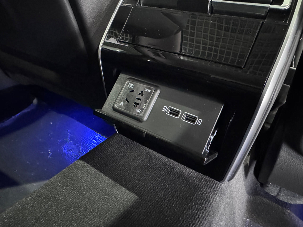 Hongqi H9 Делюкс (Deluxe), черный