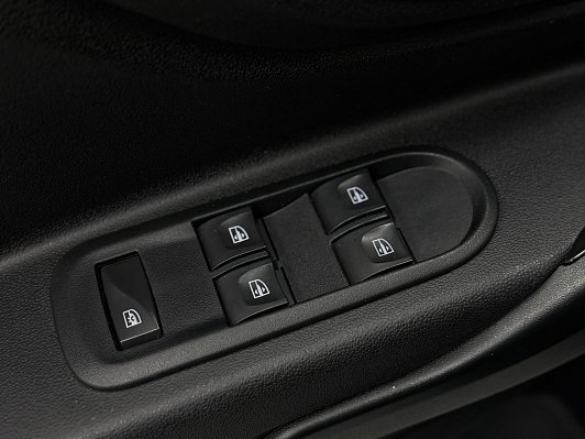 Lada (ВАЗ) XRAY Comfort, 2018 года, пробег 103000 км