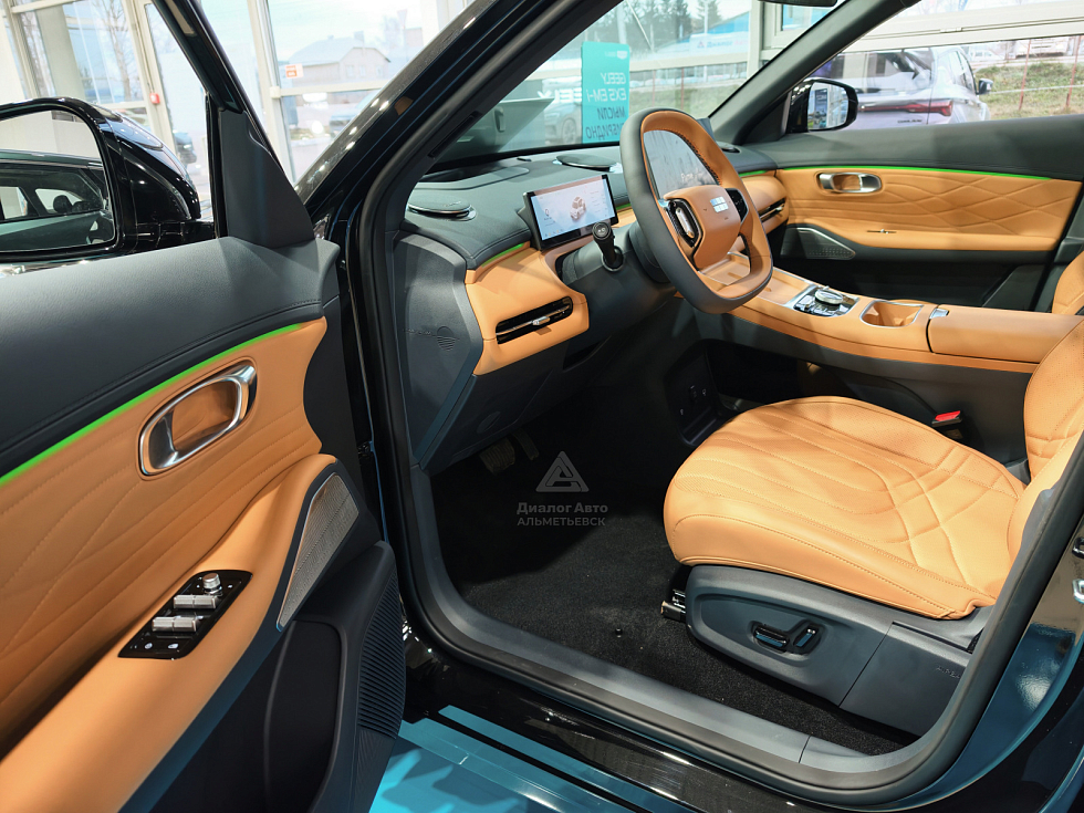 Geely EX5 EM-i Max, черный