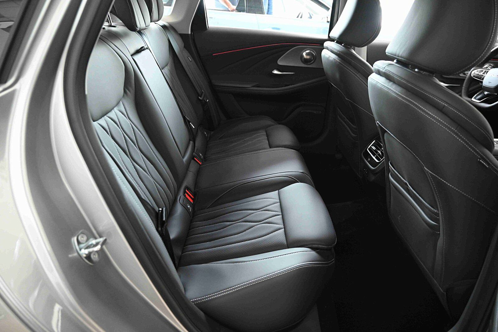 Chery Arrizo 8 Active, серебряный