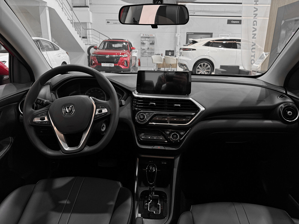 Changan Alsvin Люкс, красный