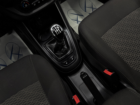 Lada (ВАЗ) Vesta Comfort, 2019 года, пробег 233000 км