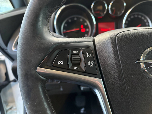 Opel Astra Enjoy, 2014 года, пробег 198000 км