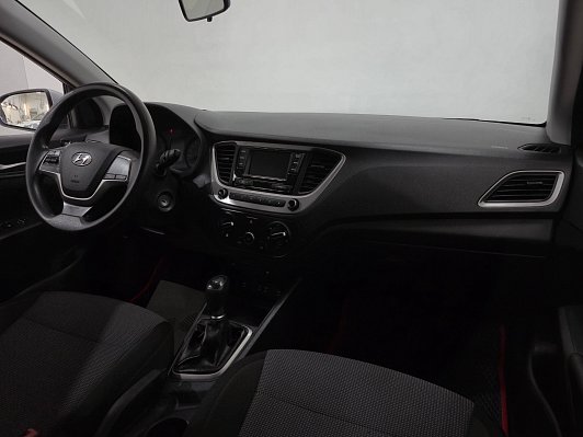 Hyundai Solaris Super Series II + 5” Audio, 2018 года, пробег 153379 км