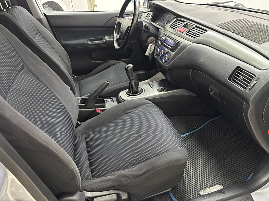 Mitsubishi Lancer, 2005 года, пробег 224000 км