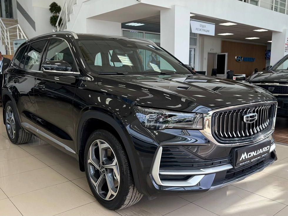 Geely Monjaro Люкс (2023-2025), черный