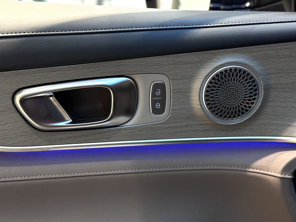 TENET T8 Ультра 4WD, белый