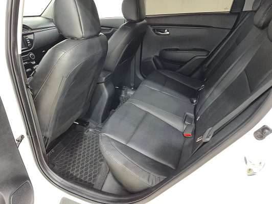 Kia Rio Prestige, 2018 года, пробег 123621 км