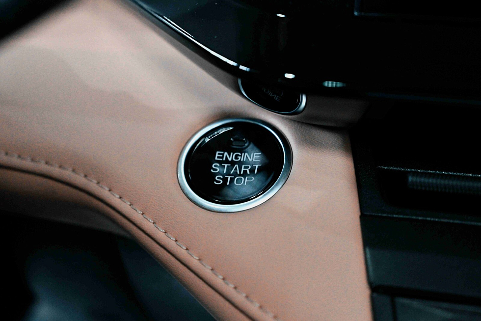 Changan UNI-V Tech, серый