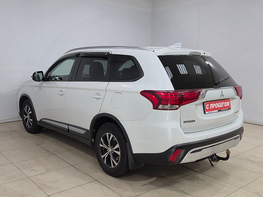Mitsubishi Outlander Intense+, 2019 года, пробег 99376 км