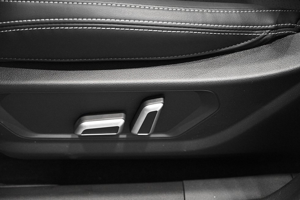 Haval Jolion Премиум, серый