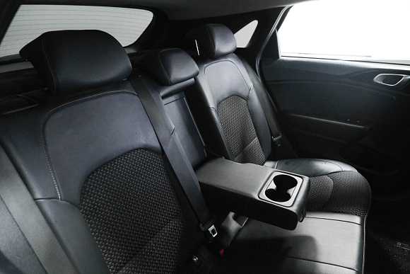 Kia Ceed Luxe, 2018 года, пробег 161000 км