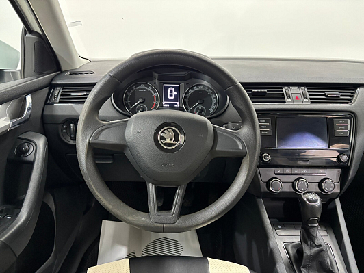 Skoda Octavia Active, 2019 года, пробег 143616 км