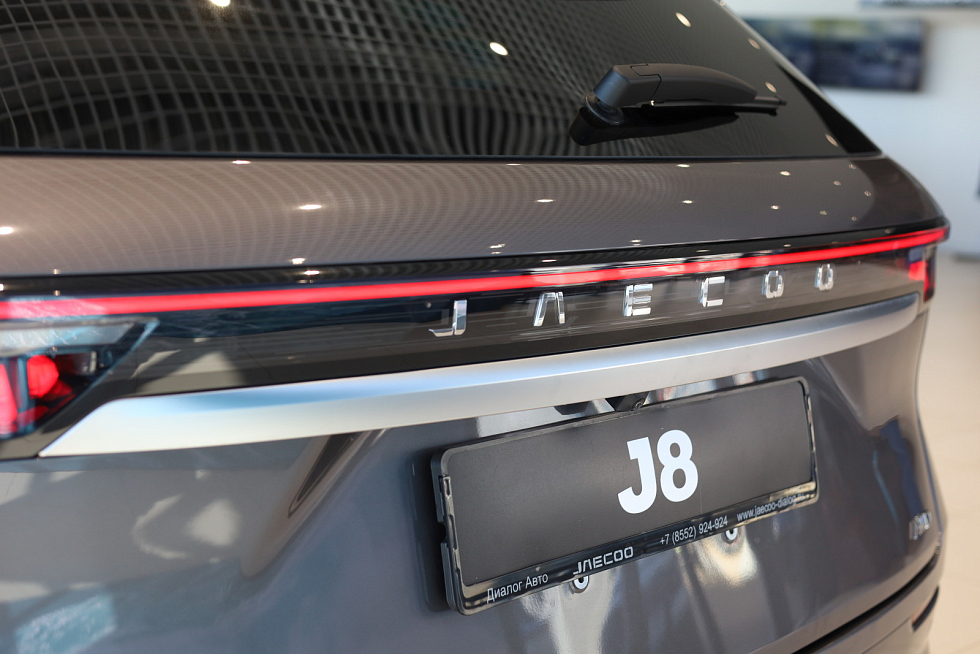 Jaecoo J8 Престиж, серебряный