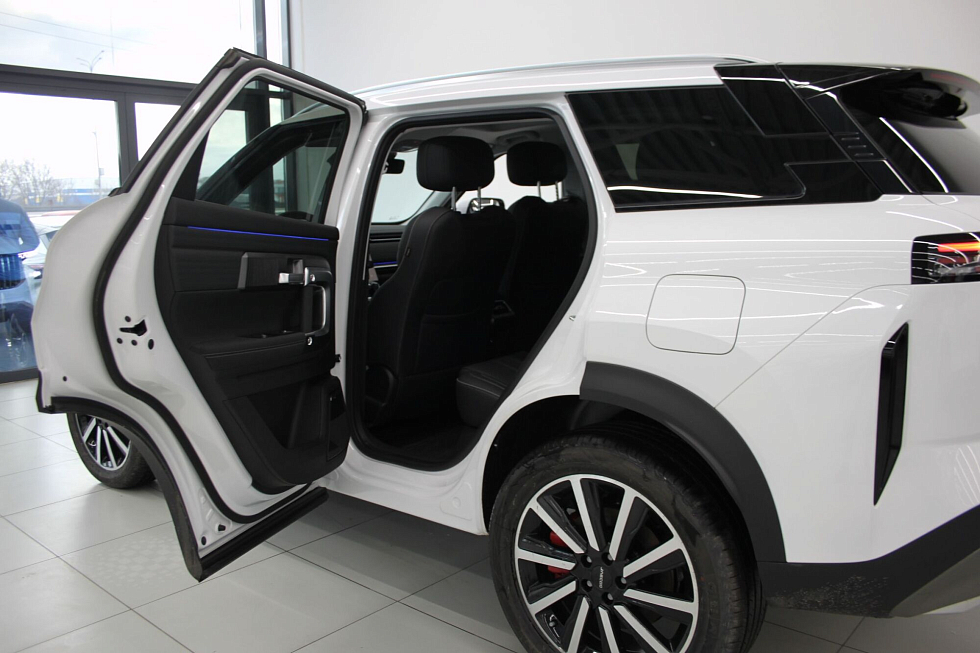 Jaecoo J7 Престиж, белый