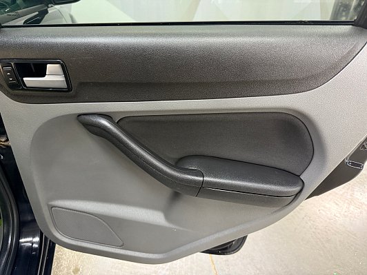 Ford Focus Ghia, 2010 года, пробег 226577 км