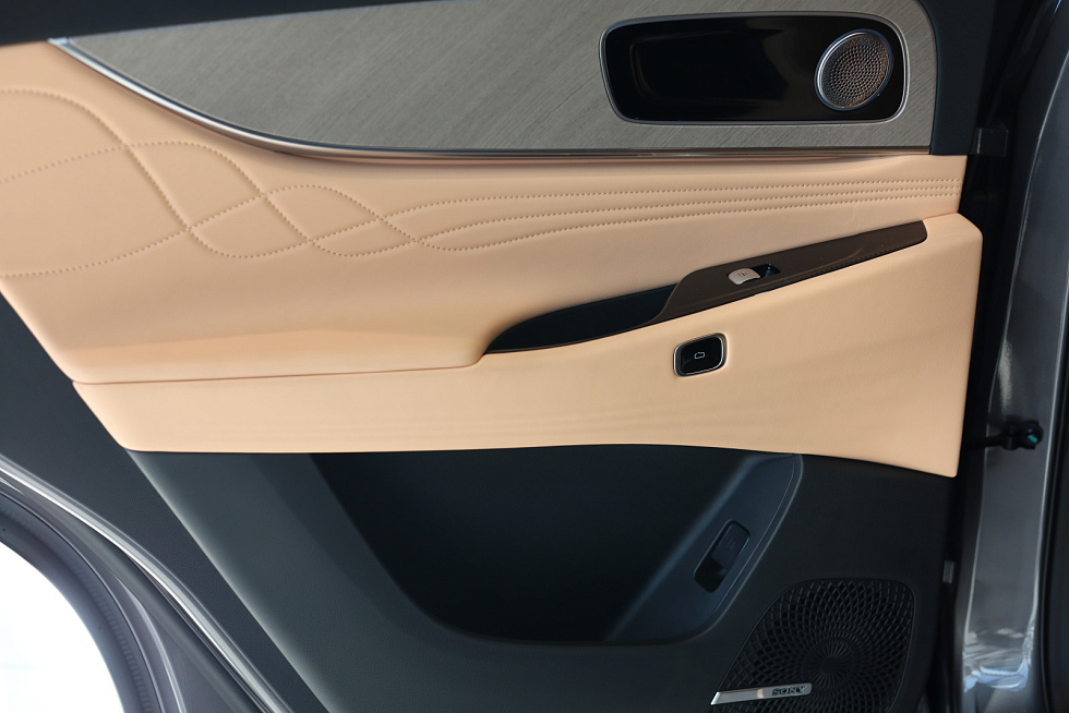 Jaecoo J8 Престиж, серый