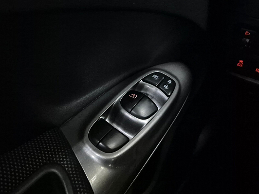 Nissan Juke SE+ Sport, 2013 года, пробег 61885 км