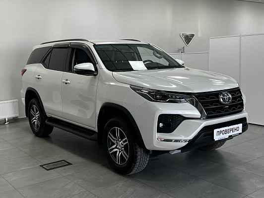 Toyota Fortuner Комфорт, 2021 года, пробег 22530 км