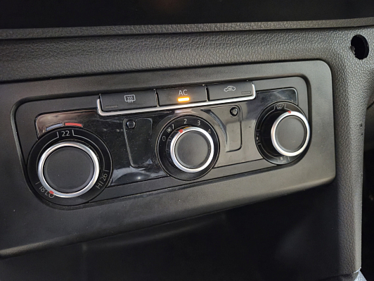 Volkswagen Amarok, 2012 года, пробег 175954 км