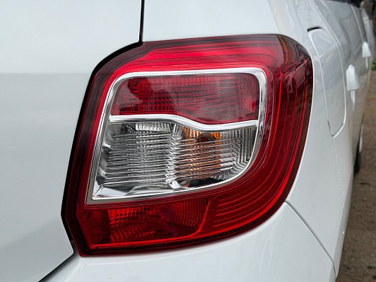 Renault Sandero Confort, 2014 года, пробег 171172 км