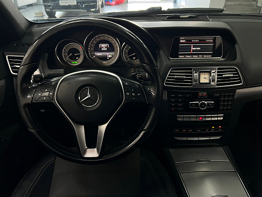 Mercedes-Benz E-Класс E200 Особая серия, 2013 года, пробег 250567 км