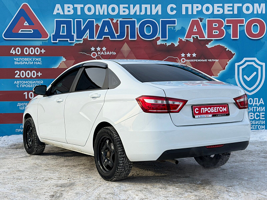 Lada (ВАЗ) Vesta Luxe, 2019 года, пробег 83000 км