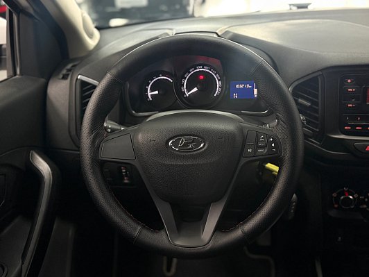 Lada (ВАЗ) XRAY Comfort, 2018 года, пробег 103000 км
