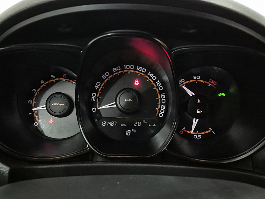 Lada (ВАЗ) Vesta 50 Anniversary, 2018 года, пробег 131485 км