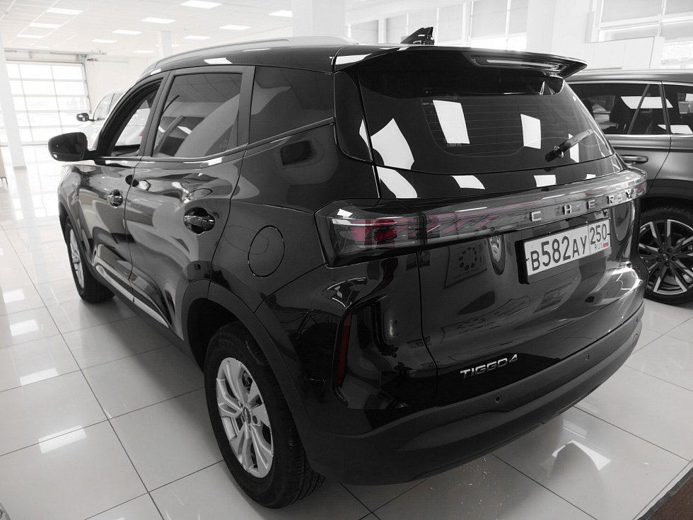 Chery Tiggo 4 CVT Line, черный