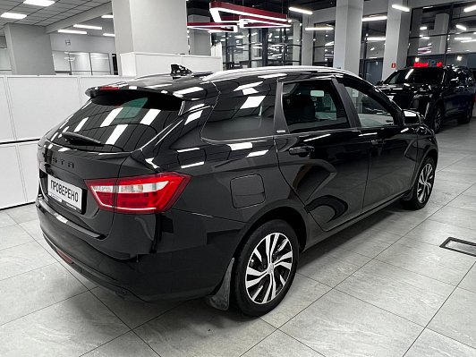 Lada (ВАЗ) Vesta Exclusive, 2019 года, пробег 119000 км