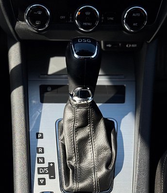 Skoda Octavia Hockey Edition, 2017 года, пробег 187964 км
