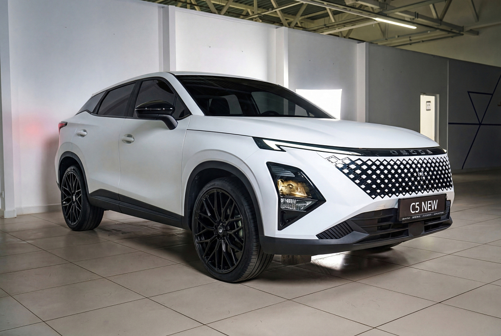 Omoda C5 Актив, белый