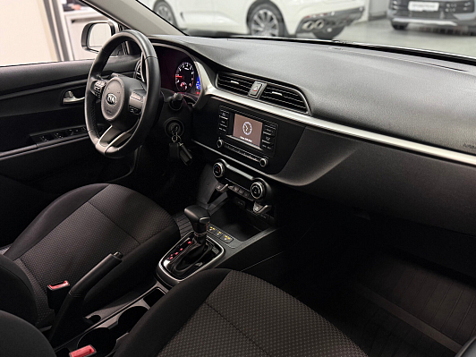 Kia Rio, 2020 года, пробег 73000 км