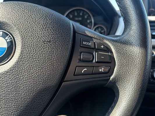 BMW 3 серии 320i SE, 2014 года, пробег 170000 км