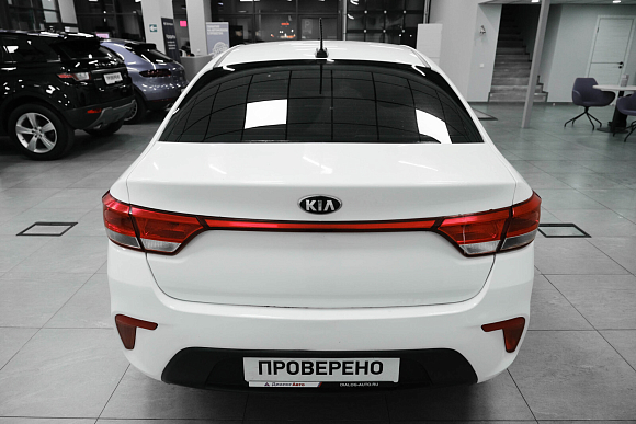 Kia Rio Comfort, 2017 года, пробег 180163 км