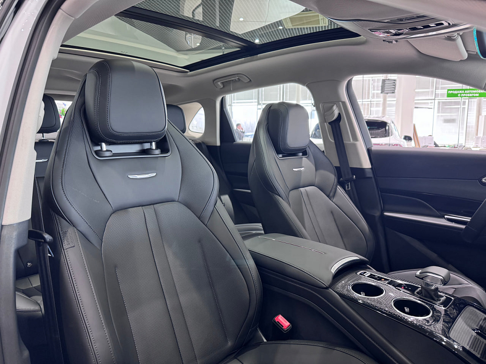 Hongqi HS3 Комфорт (Comfort), белый