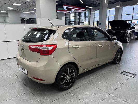 Kia Rio, 2013 года, пробег 188028 км