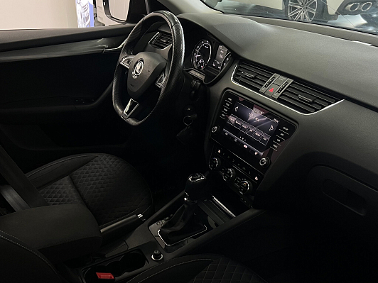 Skoda Octavia, 2017 года, пробег 75133 км
