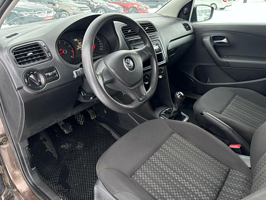 Volkswagen Polo Comfortline, 2016 года, пробег 232139 км