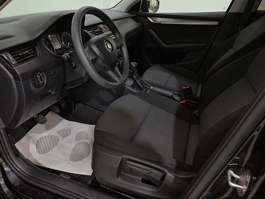Skoda Octavia Ambition, 2016 года, пробег 107565 км