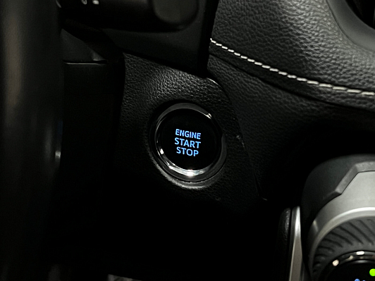 Toyota RAV4 Style, 2021 года, пробег 77492 км