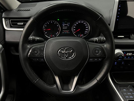 Toyota RAV4 Комфорт, 2020 года, пробег 29227 км
