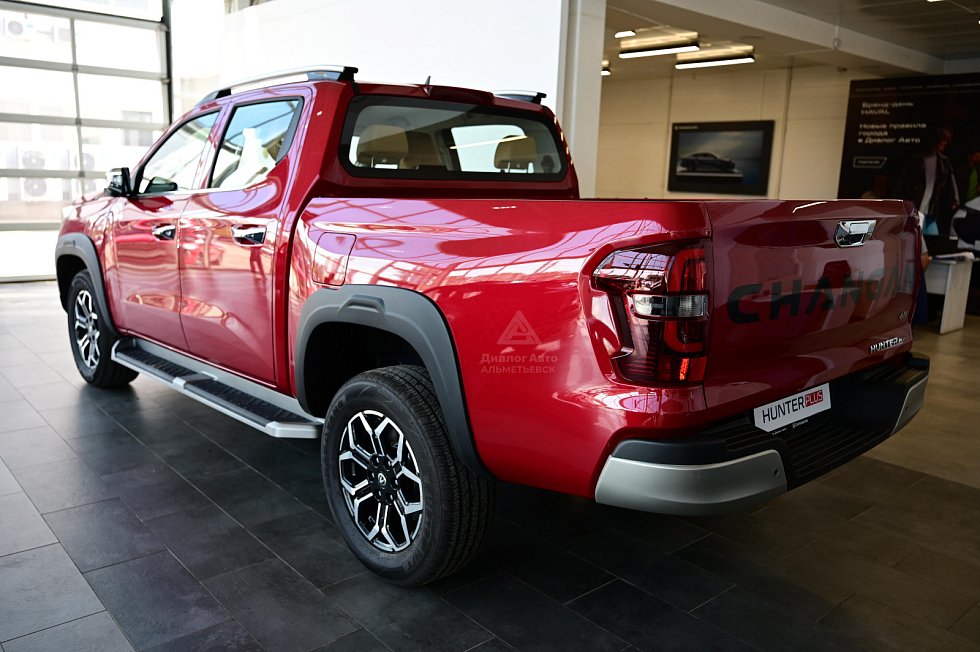 Changan Hunter Plus Люкс, красный