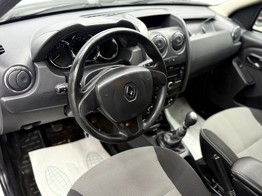 Renault Duster Expression, 2017 года, пробег 100357 км