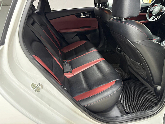 Kia Forte, 2018 года, пробег 90628 км