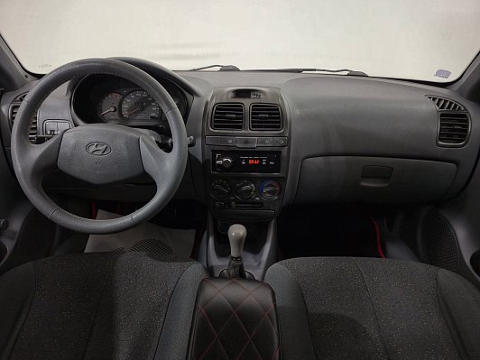Hyundai Accent, 2008 года, пробег 240648 км